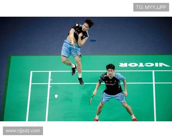 杭州羽毛球队与成都羽毛球队赛后复盘分析团队配合与战术执行的关键因素